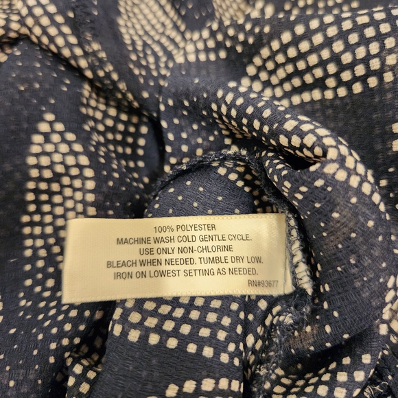 I Love Ronson: Dark Blue Sheer Print Flutter Sleeve Button Up Top (Size XS) - Picture 7 of 8